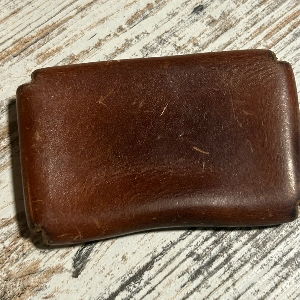 Vintage Jarvis brown leather card holder with brass hardware #leather #luxury
